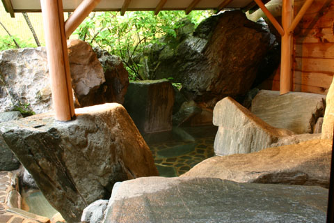 楽山　大浴場　大岩かくれんぼの湯