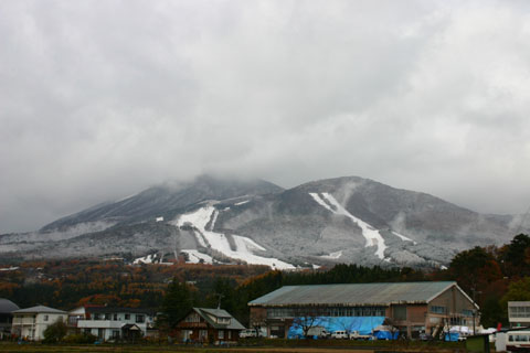 冠雪の磐梯山
