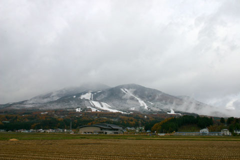 冠雪の磐梯山